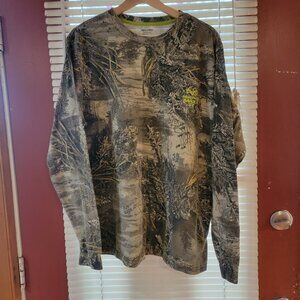 Realtree Camouflage Long Sleeve Shirt Men's Size Large (42-44)